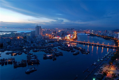 2025奶茶加盟店会亏本吗，绯茶奶茶加盟流程复杂吗